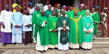 Joy as Onitsha indigenous Catholic Community recieves Rev Fr Tansi Ibisi,a native in diaspora.