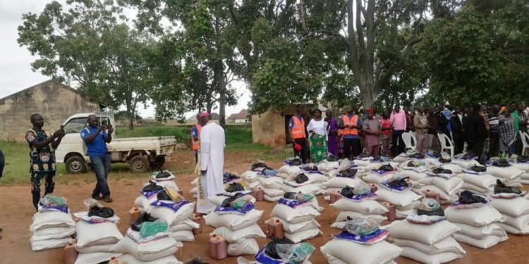 Catholic Bishops of Plateau State Visit Displaced Families in Mangu LGA, Extend Compassionate Relief