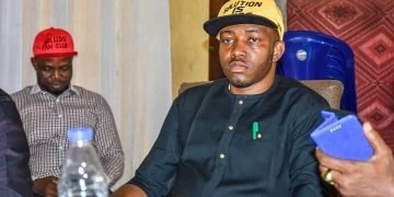 Anambra East TC Chairman Resolves 5-Year Dispute, Brings Electricity Back to Umuoba Anam