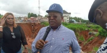 Minister of Works Expresses Concern Over Gully Erosion in Anambra
