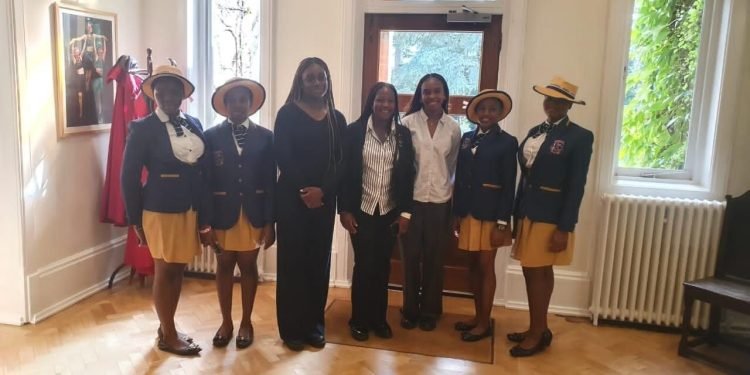 Regina Pacis Onitsha Embarks on Oxford Royale Academy Academic Tour