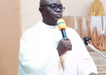 Vicar General frowns at insensitivity of lawmakers over choice of N160m limousines,urges love among christians