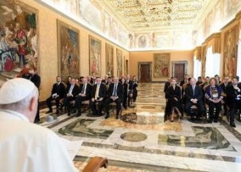 Pope to European Rabbis: Dialogue is key to peace