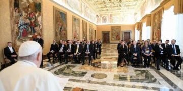 Pope to European Rabbis: Dialogue is key to peace