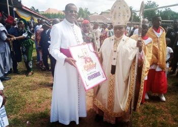 Anglican Bishop on the Niger,Most Rev Dr Owen Nwokolo presents birthday gift to Archbishop Okeke on his 70th birthday