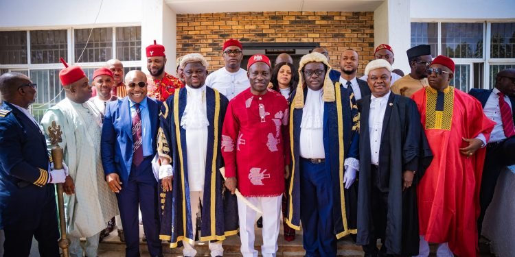 SOLUDO PRESENTS N410 BILLION NAIRA APPROPRIATION BUDGET FOR 2024 TO ANAMBRA STATE HOUSE OF ASSEMBLY