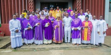 St Marys Parish Inland town Onitsha plays host to Archbishop Valerian Okeke, celebrates him at 70 – Over 500 candidates confirmed