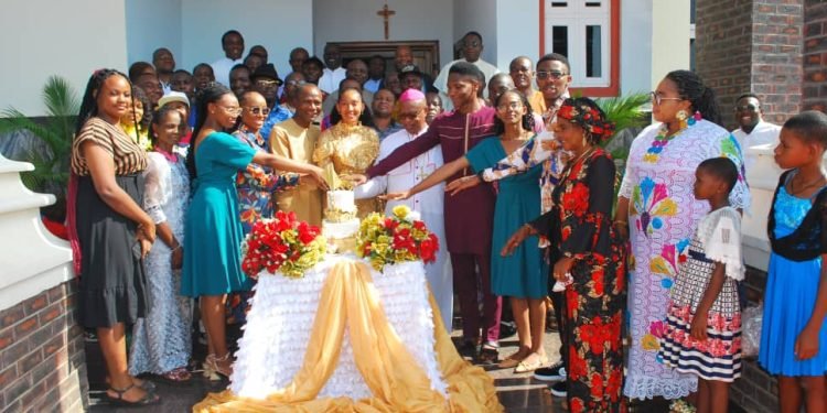 Bro Ignatius Oragwuncha donates plots of land to the Archdiocese of Onitsha.