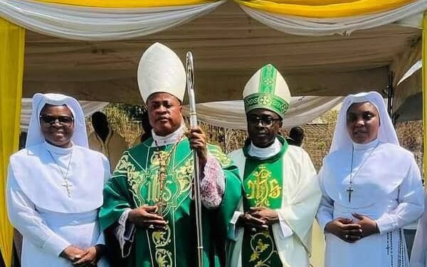 Mother Claude Oguh,IHM celebrates post-office thanksgiving-marks 89th birthday of mum