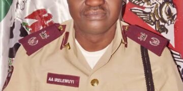 Avoid  answering, making  phone calls  while driving-   FRSC Anambra sector commander warns motorists