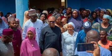 Obi Calls for Healthcare Reforms, Donates N2million to Abuja Healthcare Centre.