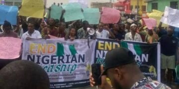 “End Nigerian Hardship” protest erupts in Ibadan