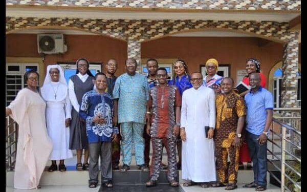 Catholic lawyers end retreat 2024