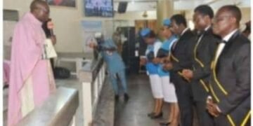 KSJI presents newly inducted members