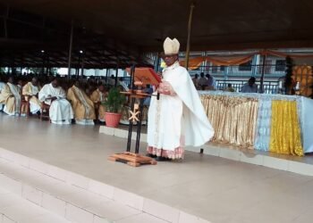 Chrism Mass:Thousands gather at Basilica Square,Onitsha as Archbishop Valerian Okeke blesses Chrism oil,preaches purity of heart