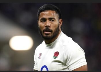Manu Tuilagi brings England career to an end with move to France