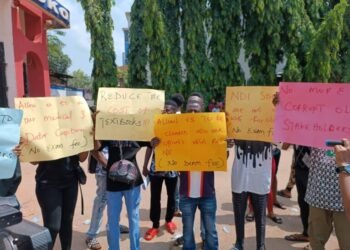 Students Of Oko Poly Protest Imposition Of N5000 Examination Fees