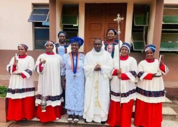 St Charles Borromeo Specialist Hospital Chaplaincy in joyous mood on Mothering Sunday