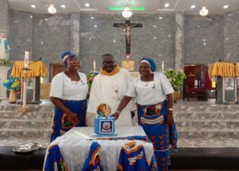 Mothers are the most selfless people on the planet – Fr Vincent; describes their love as incomparable