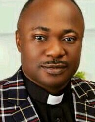 Stand in the gap for your family; God is looking for gatekeepers– Fr Isek