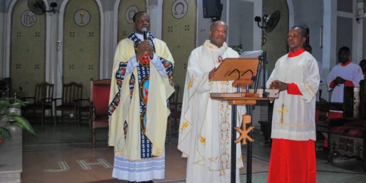 Onitsha Basilica bubbles with joy as Catholic men celebrate Father’s Day.-Archbishop Okeke sends goodwill message