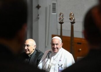 Pope Francis Encourages Young Priests: “Do Not Tire of Doing Good”