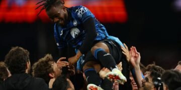 Ademola Lookman ends Bayer Leverkusen’s unbeaten run and leads Atalanta to Europa League victory