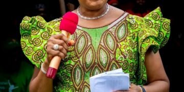 Soludo’s wife takes healthy living campaign to onitsha’s coke market