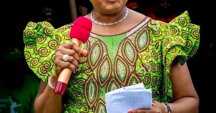 Soludo’s wife takes healthy living campaign to onitsha’s coke market