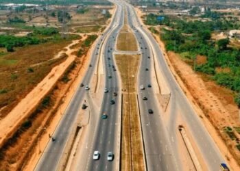 THE COASTAL HIGHWAY FROM LAGOS TO CALABAR