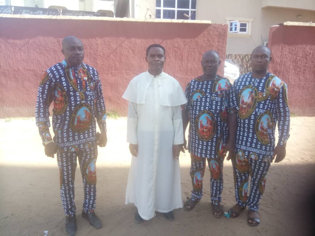 Archbishop Valerian Okeke visits St Gregory parish Iyiowa Odekpe ...