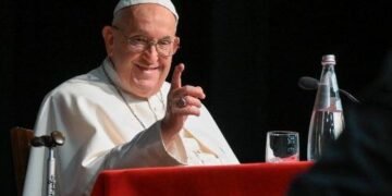 Pope Francis Meets with Third Group of Rome Diocese Priests