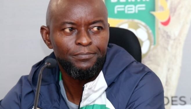Fumbling NFF throw Finidi under the bus