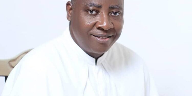 “Beware of false prophets,” Fr. Umo charges faithful”