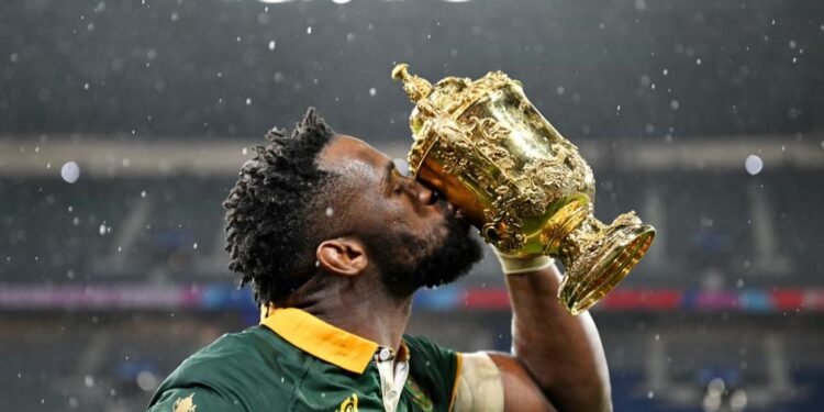 Rassie Erasmus makes Siya Kolisi decision as South Africa captain confirmed for Ireland series