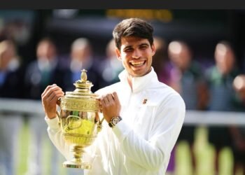 Carlos Alcaraz sets sights on ‘big three’ after retaining Wimbledon title