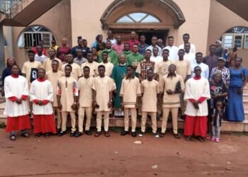 Onitsha Archdiocesan Chancellor receives new seminarians,sends off out-going ones-offers tips on secrets of success