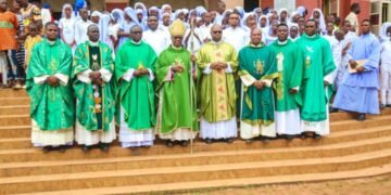 Joy as Archbishop Valerian Okeke pays visit to St. Ann’s Parish Awka-Etiti