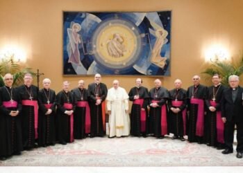 “Be a sign of hope with words and gestures,” Pope asks Arab Catholic bishops