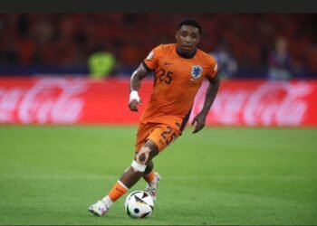 Ronald Koeman bans winger Steven Bergwijn from Netherlands squad over Saudi Arabia move