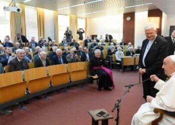 Pope to Jesuits: Roles for Women in the Vatican are Changing