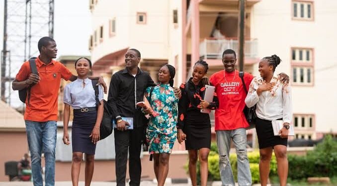 SHANAHAN UNIVERSITYOPENING MASS14/10/2024DETERMINED TO MAKE A DIFFERENCE