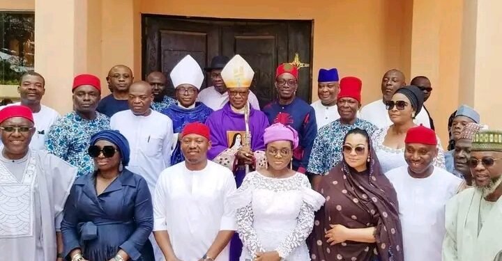 Eulogies as Senator Tony Nwoye buries Father late Lawrence Okaa Nwoye