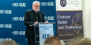 Archbishop Gallagher Spotlights Vatican Diplomacy as a “Field Hospital Amid a Battle”