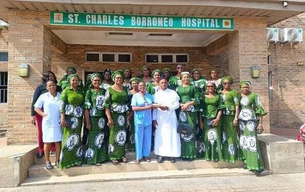 Ladies of St Mulumba pay Charity visit to Borromeo Specialist Hospital Onitsha,offset bills for indigent patients