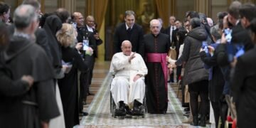 Theology Can Be a “Guide on the Journey” Through Midlife Challenges, Says Pope Francis