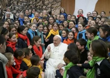 Pope Francis: Faith in God Ignites Love and Action in the World
