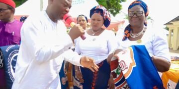 Senator Tony Nwoye Donates 25,000 Uniforms to Catholic and Anglican Women in Anambra North