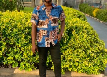 WRITE IT LIKE A PRO WITH CHARLES (WEEKLY COLUMN)