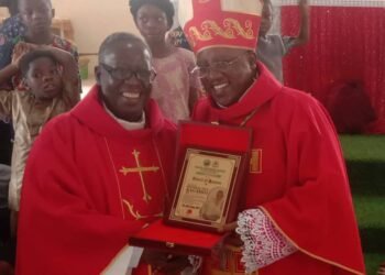 Bishop Daboh commends Good Shepherd Parish Zaria on tangible love; promotes love beyond borders